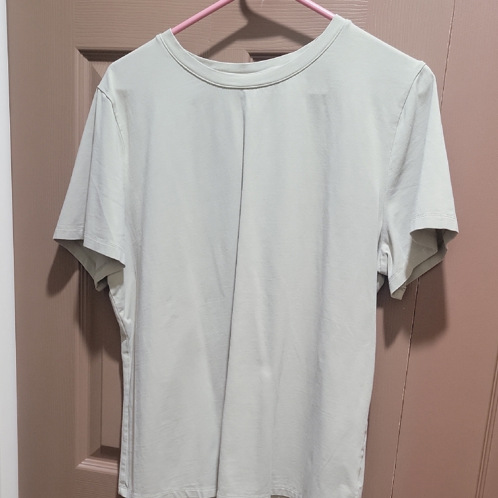 Women's Classic Light Olive T-shirt